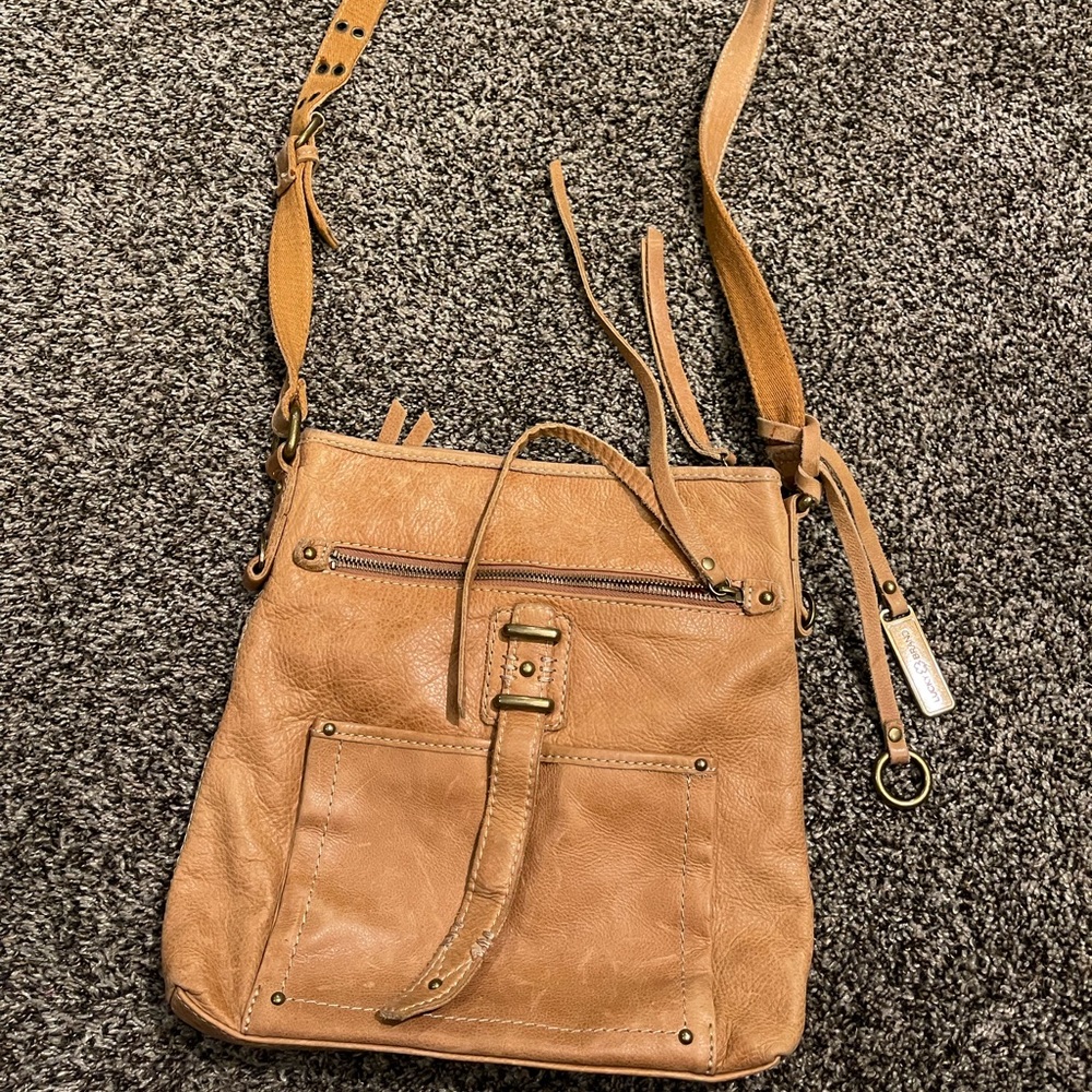Lucky Crossbody 100% Leather Handbag